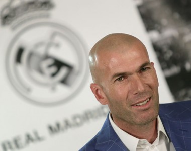 Futbol: Zidane dice tener completo su equipo, aunque Pogba le agradaría
