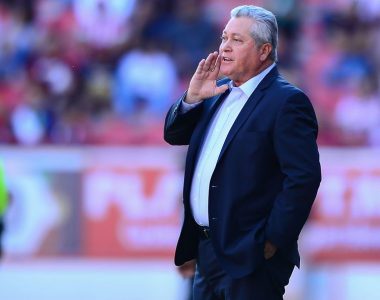 Afición de Chivas pide a otro técnico Vucetich es quien  suena para el puesto